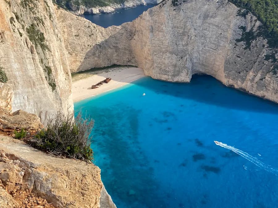 Private Cruise Zakynthos: Navagio, Blue Caves and More
